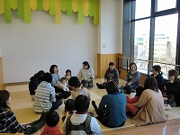 親子でわらべ歌