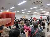トマトジュースで乾杯